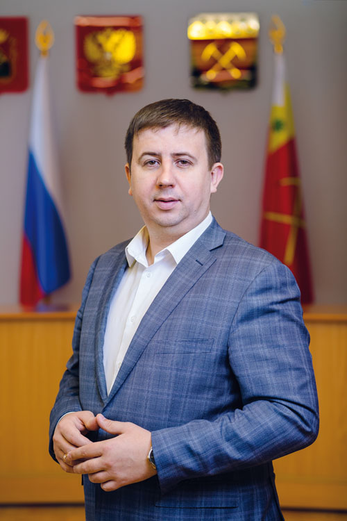Глава Гурьевского округа Станислав Черданцев