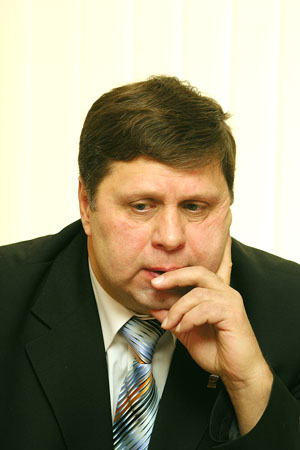 Александр Микельсон, председатель комитета по вопросам бюджета, налоговой политики и финансов 